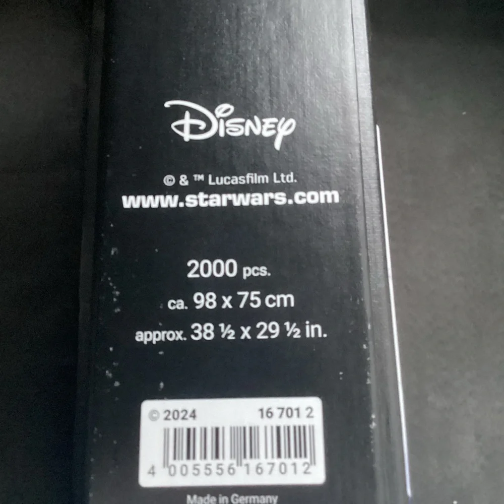 2000pc Puzzle - Picture 3 of 4